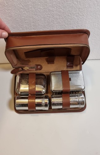 Vintage men travel - vintage, grooming