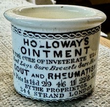 1880’s HOLLOWAYS Ointment Pot from THE STRAND, London - Cured it all ! (K450)