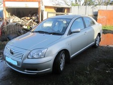 Toyota avensis for parts s - toyota,
