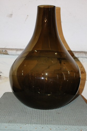 Large vintage amber glass - large,
