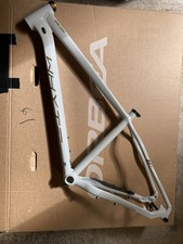Whyte 905 Mountain Bike Frame Medium size, Excellent Condition