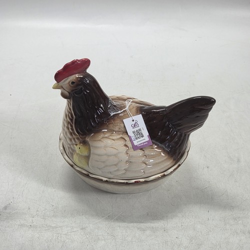 Ceramic hen nest egg holder - nest,