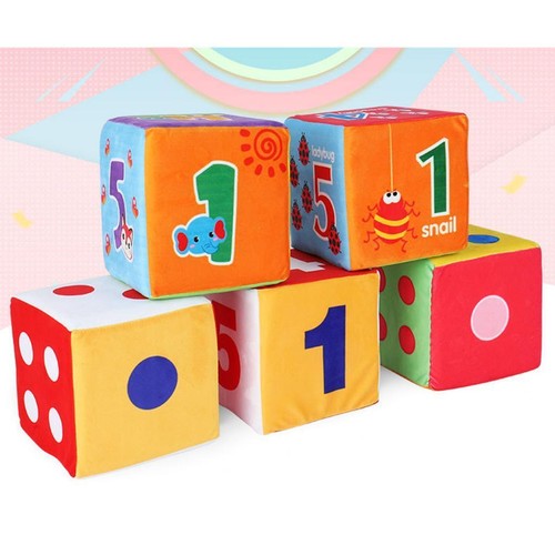 Giant inflatable dice swimming - giant,