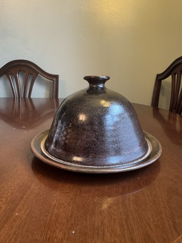 Studio art pottery covered - art,