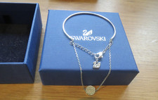 swarovski bracelet genuine silver swan motif  boxed