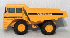 JOAL 228 1: 50 SCALE VOLVO BM