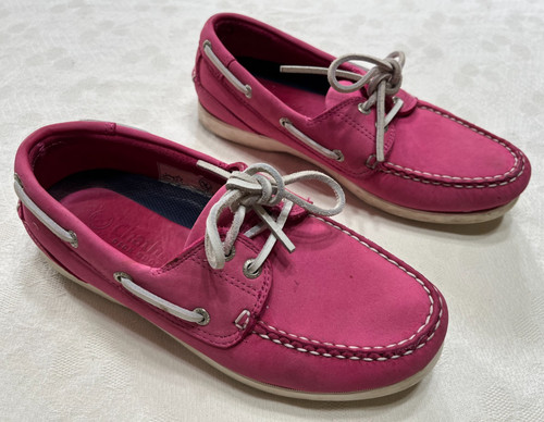 Chatham leather lace - :,