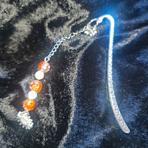 Silver tone metal beaded - metal,