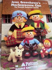 Jean Greenhowe's Knitting Pattern Booklet - MacScarecrow Clan (Scarecrow Family)