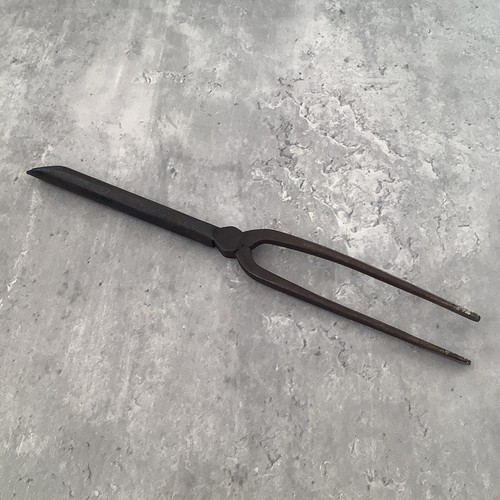 Vintage hair curling - hair, tongs