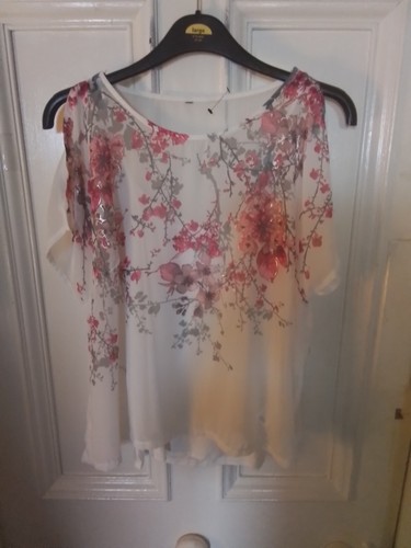 Ladies top size 12 - &,