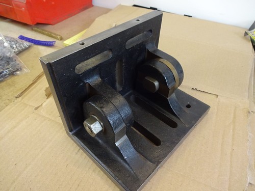 Eclipse adjustable angle plate