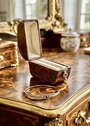 Fine georgian antique leather - fine,