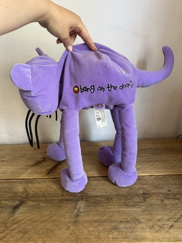 Bang the door - door, purple