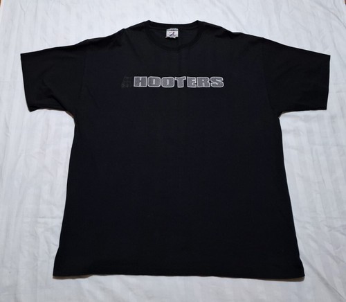Hooters vintage t shirt - t,