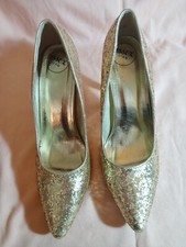 Ladies/Teenage: GOLD SPARKLY STILETTO SHOES [Essex Glam UK Size 6]