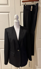 NEW Women TAHARI Arthur Levine