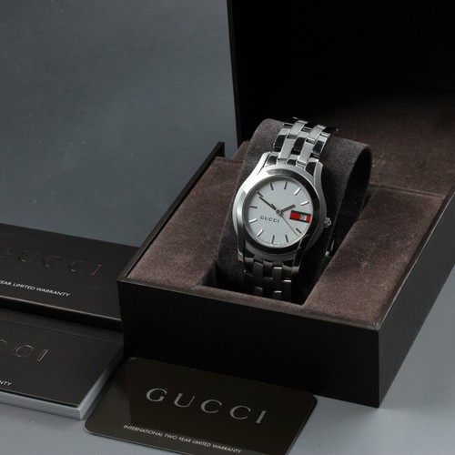 Near mint gucci 5500m date - near,