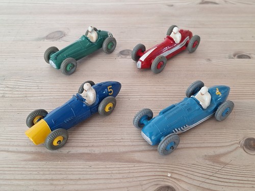 Dinky toys diecast racing - toys, car