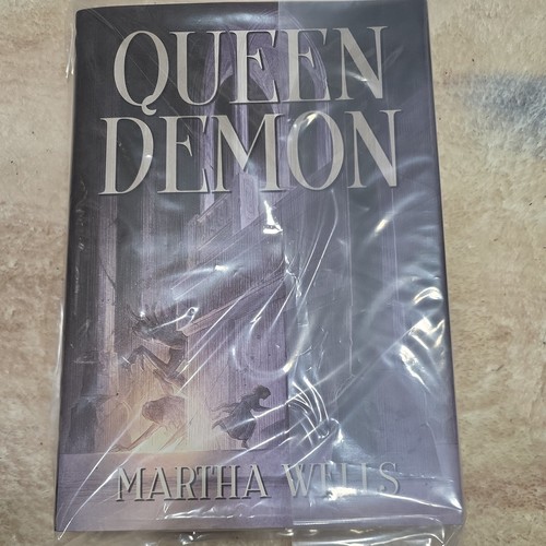 Queen demon martha wells - queen,