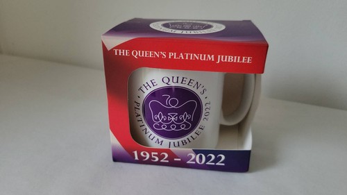 Queen elizabeth mug - elizabeth, boxed