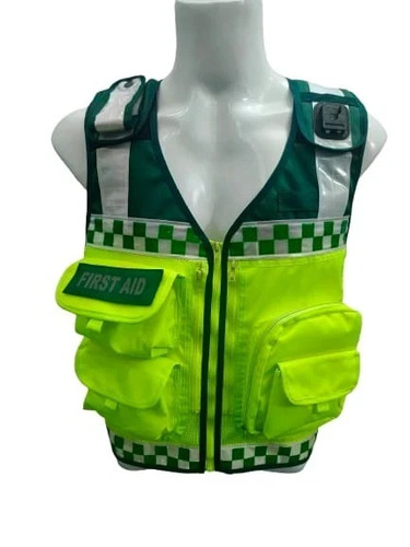 New vis paramedic first - paramedic, aid