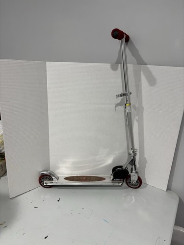 Authentic razor kick scooter - razor,