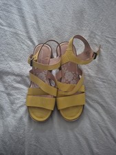 Moshula Mustard Yellow Block