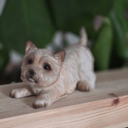 Hhh cairn terrier dog figurine - cairn,