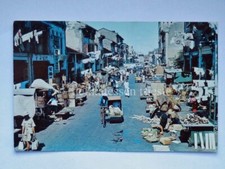 SINGAPORE Chinatown seller