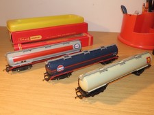 BZ252: Hornby OO gauge - 100 ton Tank Wagons - Shell, Gulf & Esso - R028, R669