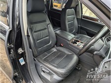 VW Touareg Set Of Leather