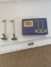 HORNBY DUBLO MODEL RAILWAY OO D1 Signals x 2, Boxed