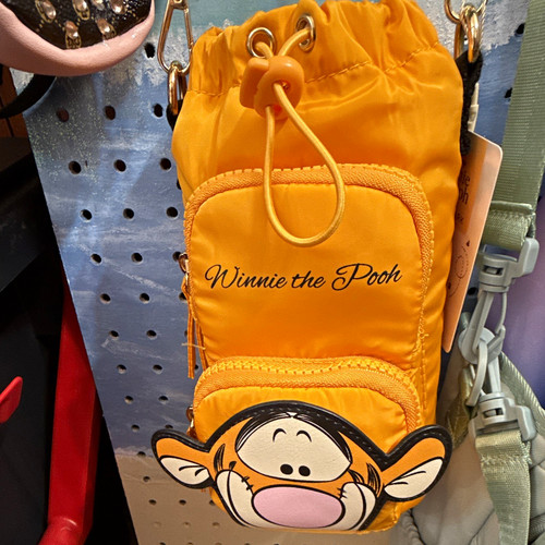 Disney winnie the pooh tigger - winnie,