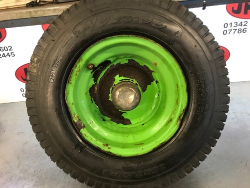 Front wheel with 16x7 tyre - front,