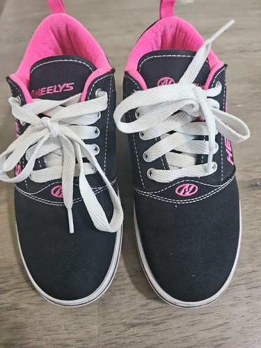 Heelys skate shoes black pink - heelys,