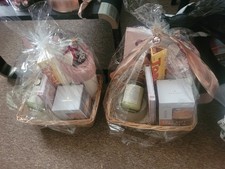 Hampers Baskets