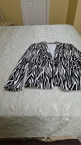Tahari blazer black/white