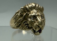 14ct gold signet ring with a