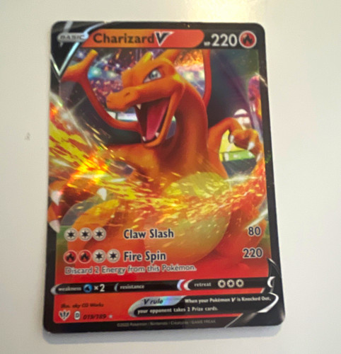 The pokémon company charizard - pokémon,