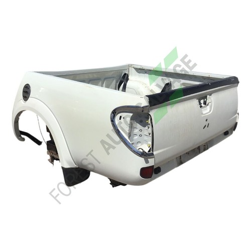 2015 mitsubishi l200 - 2015, tub