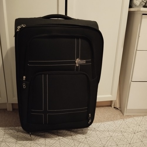 Medium sized wheeled - 4,