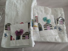 Beach hut facecloth and hand