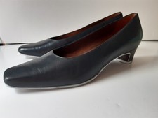 Trotters Millie Navy Leather Court Shoes UK 6.5 AA / USA 8.5 Narrow