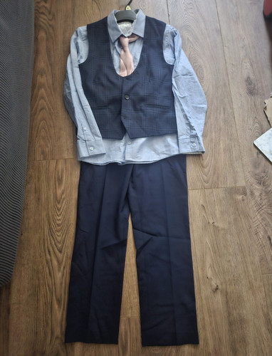 Next boys years 4pc - 11, suit