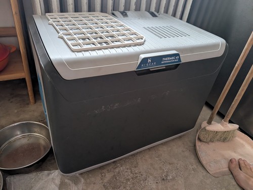 Gear fridge 12v mains - gear,