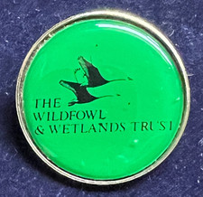 THE WILDFOWL & WETLANDS TRUST PIN BADGE