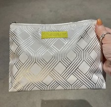 BETTY JACKSON FOR CLINIQUE-