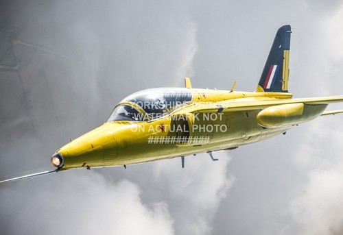 Old red arrows folland - old,