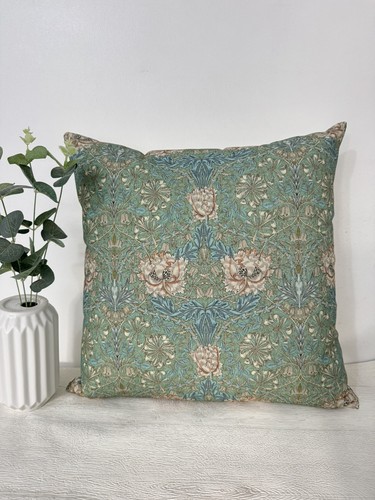 William morris honeysuckle - william,
